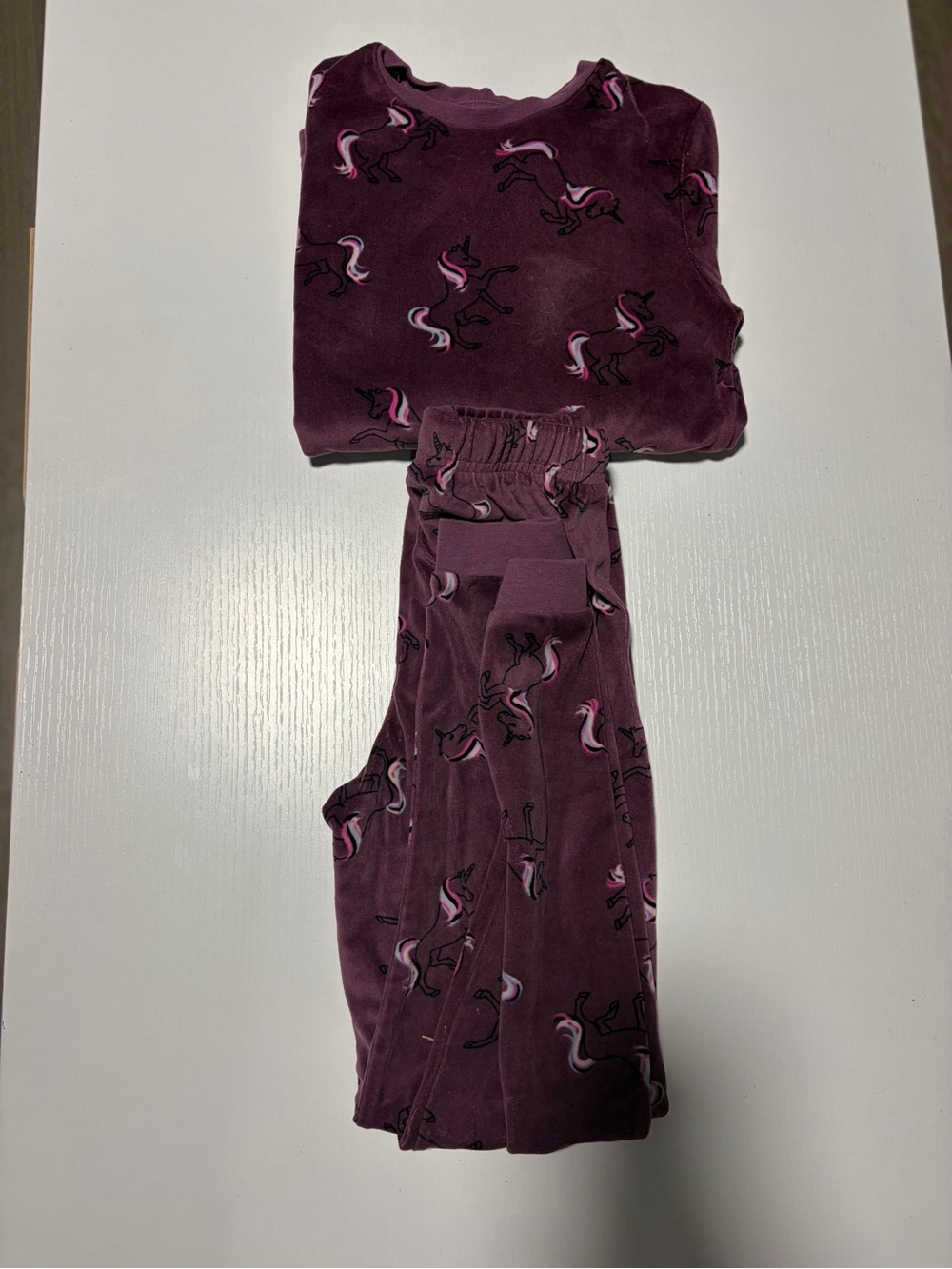 Kids Unicorn Print Burgundy Pajama Set 7/8